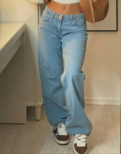 MIA LOW-RISE JEANS