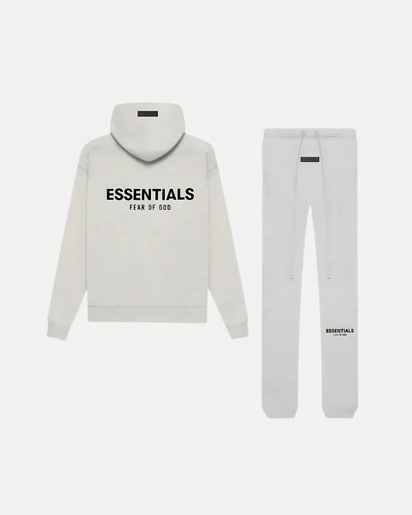 ESSENTIAL - TRACKSUIT
