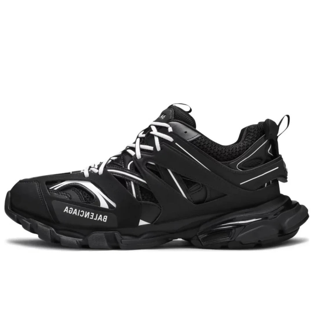 Track 3.0 Black White