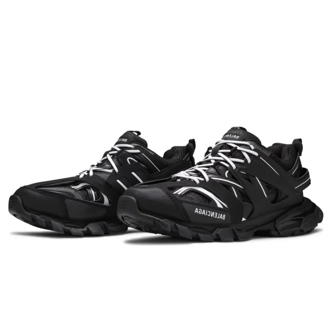 Track 3.0 Black White