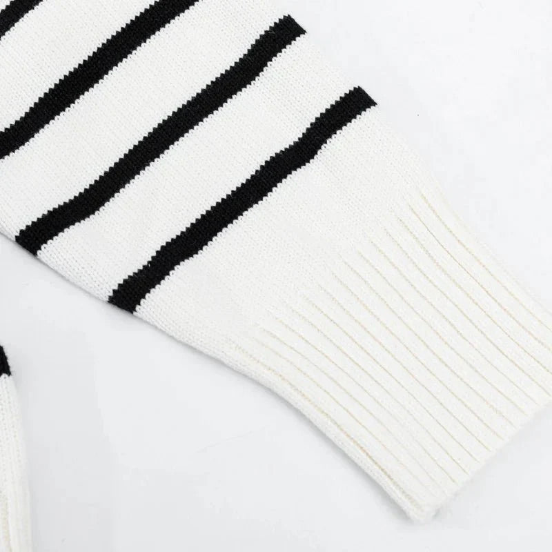 Ami Sweater - Tygra Clothing