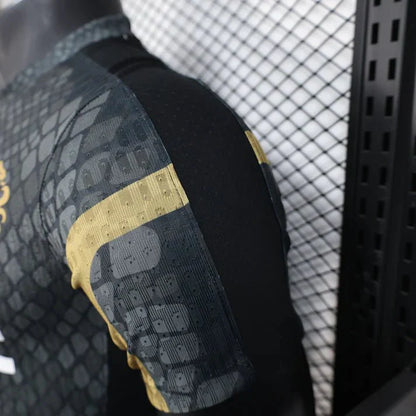 Chelsea "Golden Snake" - Tygra Clothing