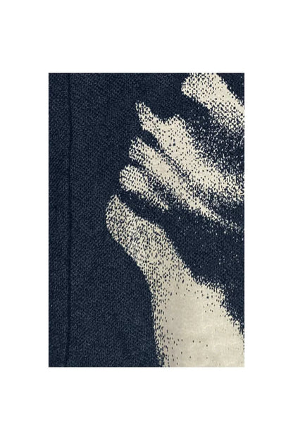 "Fade Grip" - Sweater - Tygra Clothing