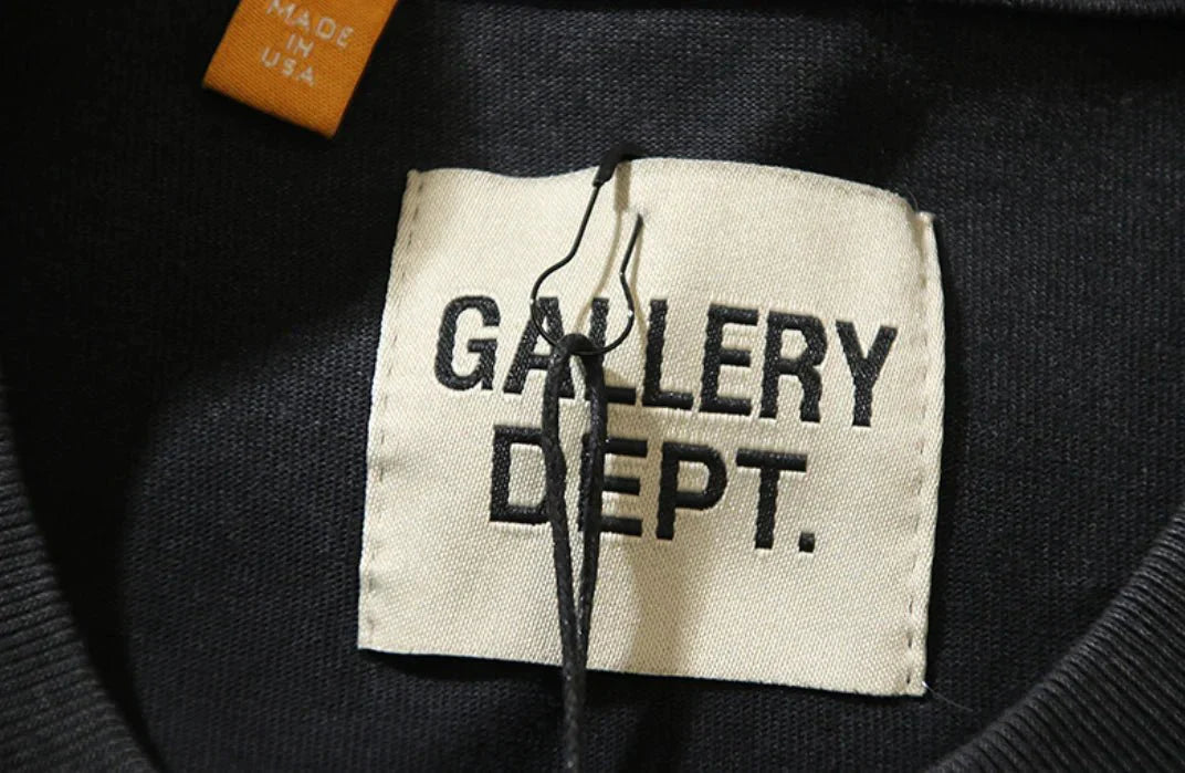 Gallery Dark Grey T-shirt - Tygra Clothing