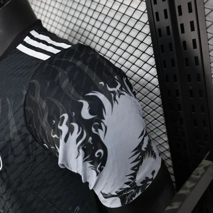 Japan "Black Phoenix" - Tygra Clothing