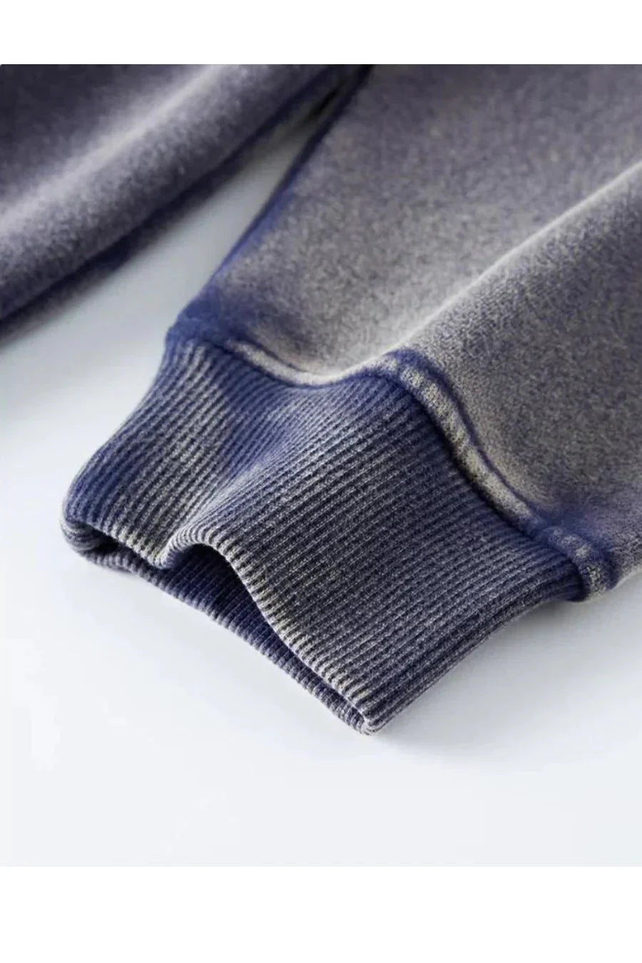 Zipped - Hoodie - Tygra Clothing